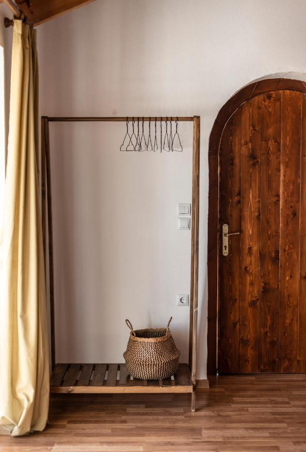Amphora Guesthouse Химар Екстериор снимка