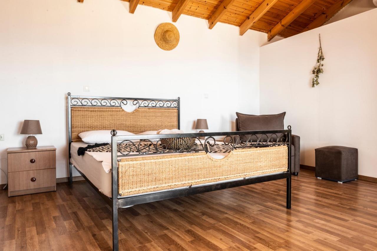 Amphora Guesthouse Химар Екстериор снимка