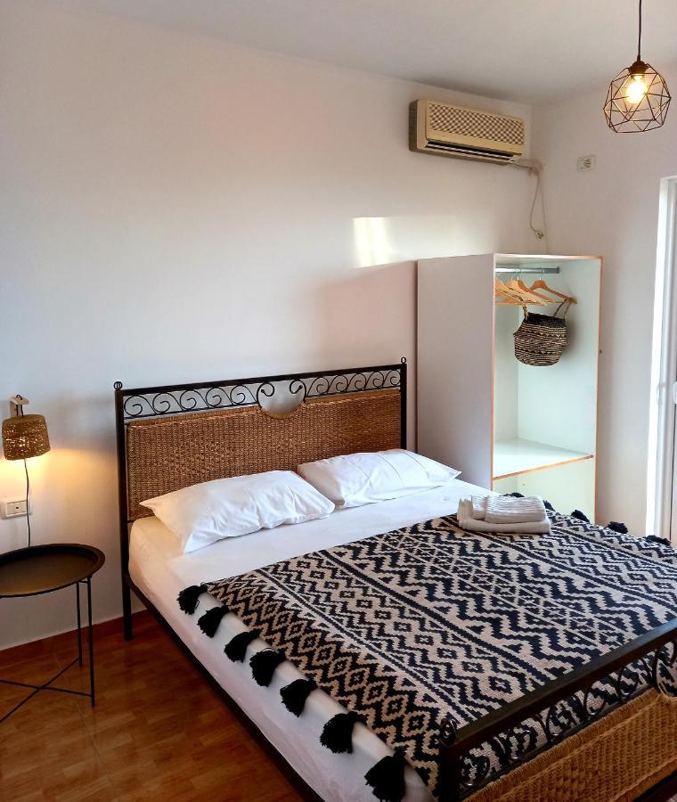 Amphora Guesthouse Химар Екстериор снимка