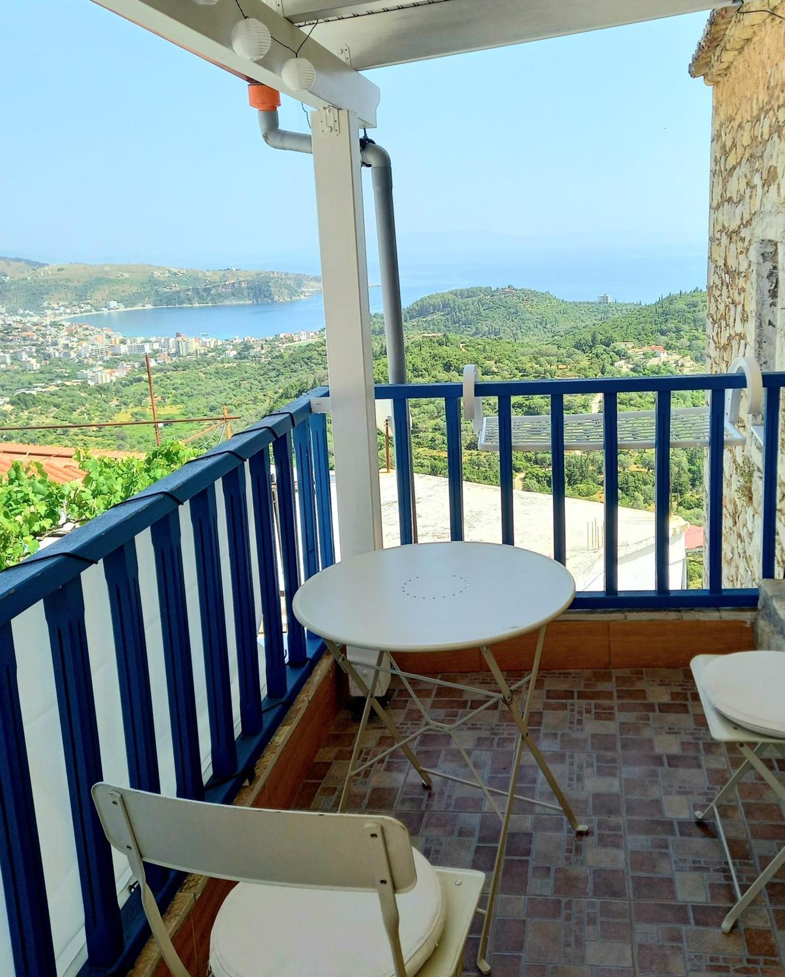 Amphora Guesthouse Химар Стая снимка