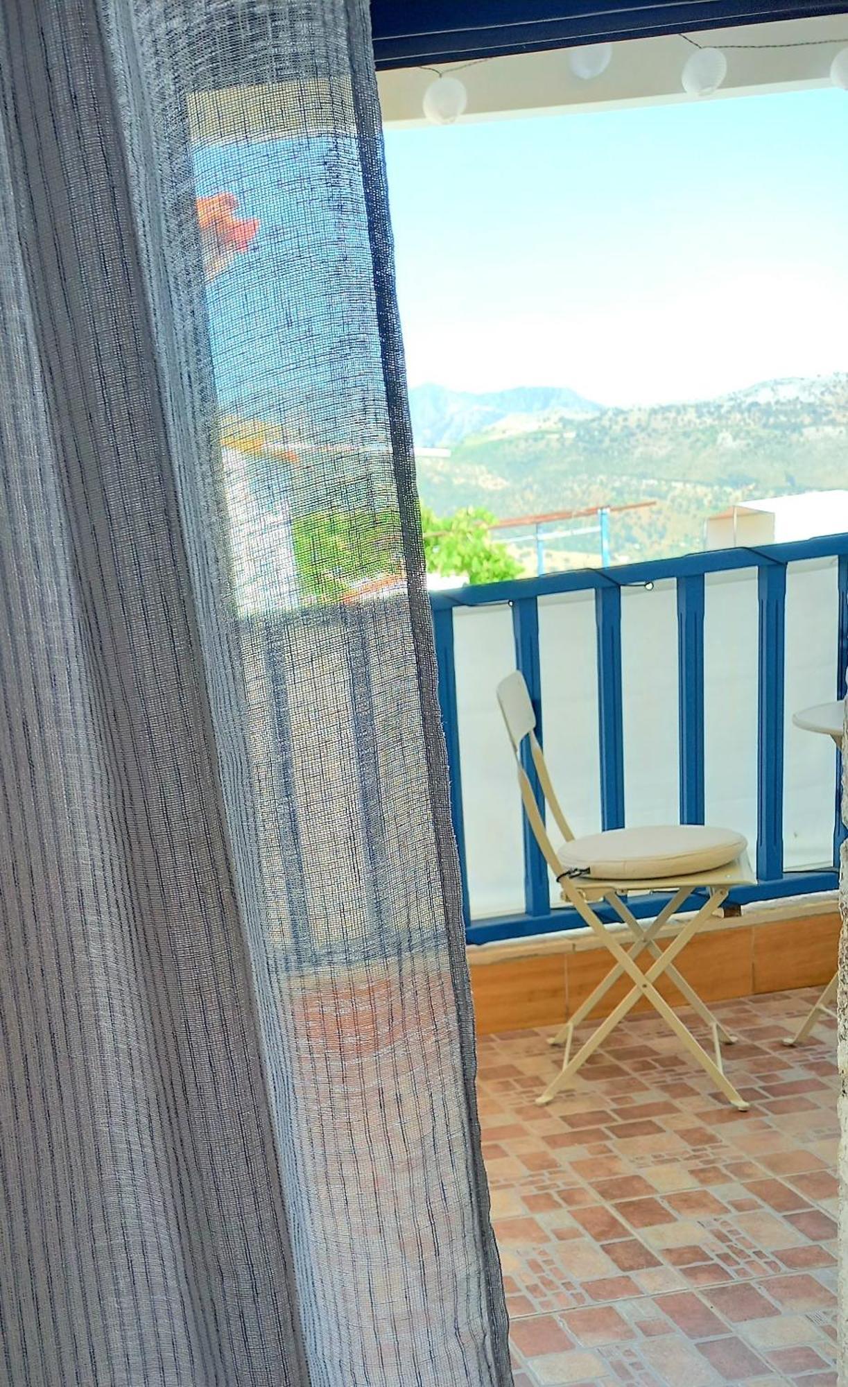 Amphora Guesthouse Химар Стая снимка
